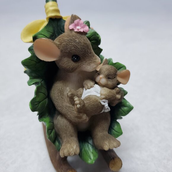 Charming Tails "A Love LIke No Other" Figurine Collectible - Picture 7 of 10